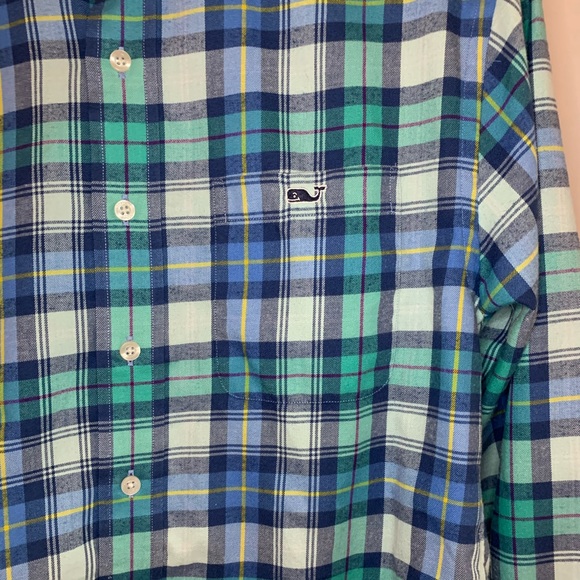 Vineyard Vines Classic Fit Tucker Shirt Flannel - Picture 2 of 4